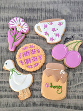 April 24 at 6pm | Cookie Decorating Workshop
