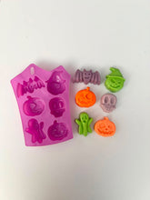 October 24 at 2pm | Spooky Soap Making Workshop