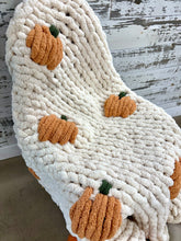 September 24 at 6pm | Pumpkin Hand Knit Chunky Blanket Workshop