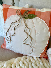 October 10 at 6pm | Pumpkin PIllow Cover Workshop