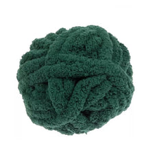 November 07 at 6pm | Hand Knit Chunky Blanket Workshop