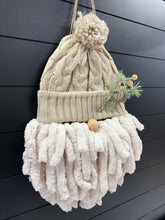 December 08 at 6pm | Fluffy Santa Wall/Door Hanging Workshop