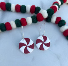 December 05 at 6pm | Holiday Clay Earring Workshop