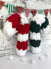 December 12 at 6pm | Chunky Knit Candy Cane Pillow Workshop