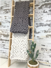 November 23 at 6pm | Christina's Private Party (Chunky Blankets)